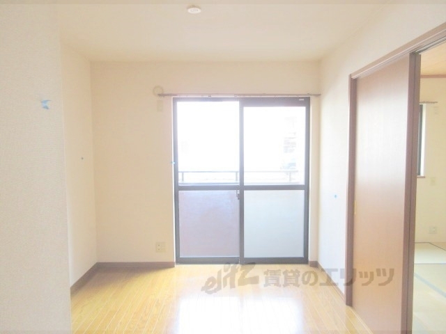 居室・リビング　洋室