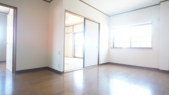 居室・リビング　リビング