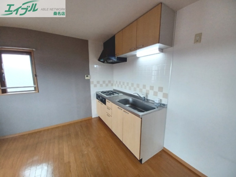 キッチン　キッチン同タイプ部屋写真です。