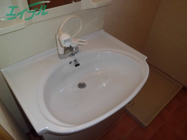 洗面設備　同型別部屋写真