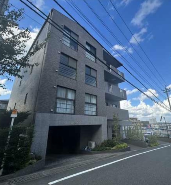 建物外観　★おしゃれなデザイナーズ仕様♪フルリノベーション♪
