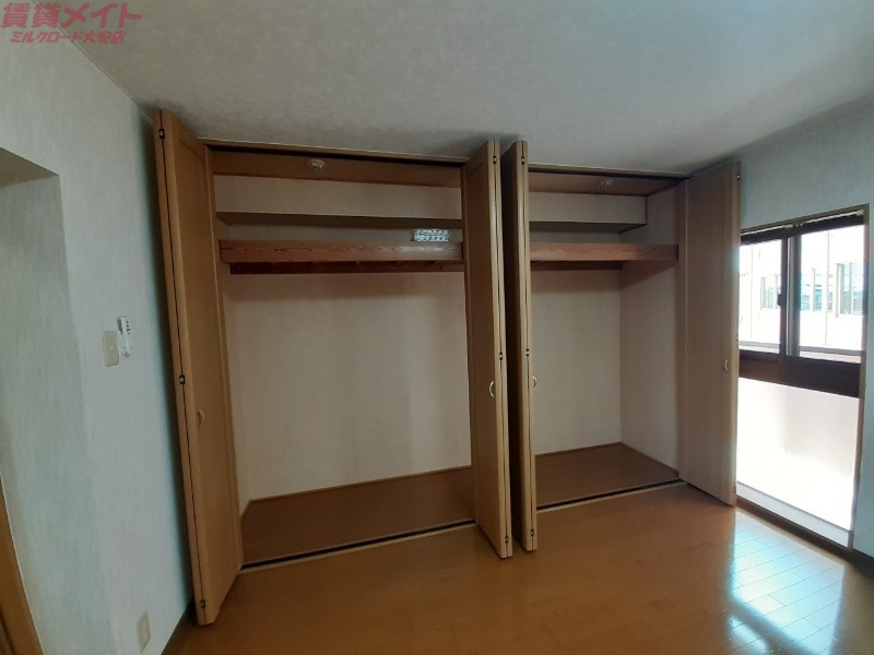 収納　同物件別部屋の写真です。
