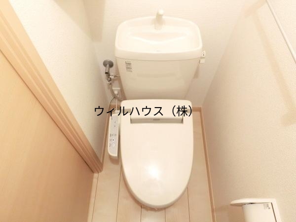 トイレ　ウォシュレット！