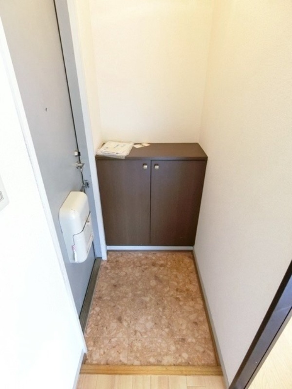 玄関　図面と現状に相違がある場合には現状を優先