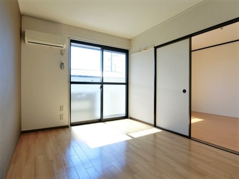 居室・リビング　図面と現状に相違がある場合には現状を優先