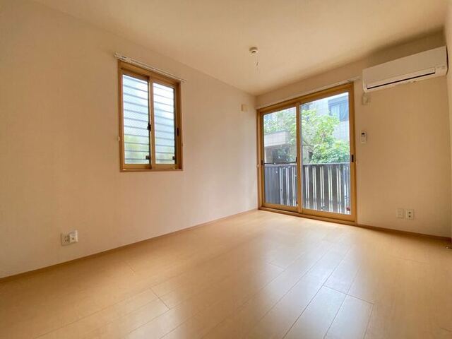 居室・リビング　１０１号室　ＬＤＫ