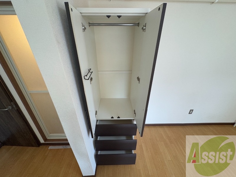 収納　こちらは収納です。物をしまう事ができますね！