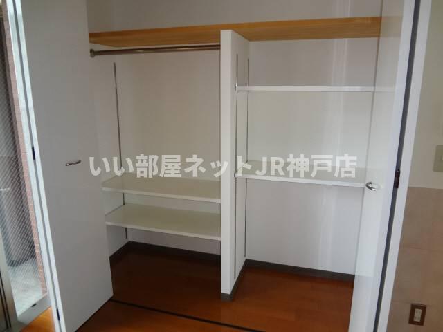 収納　クローゼット