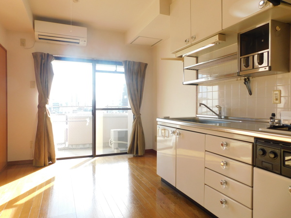 居室・リビング　陽当り良好