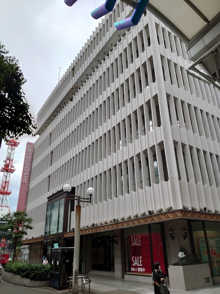 ショッピングセンター　高松三越（ショッピングセンター）まで453m