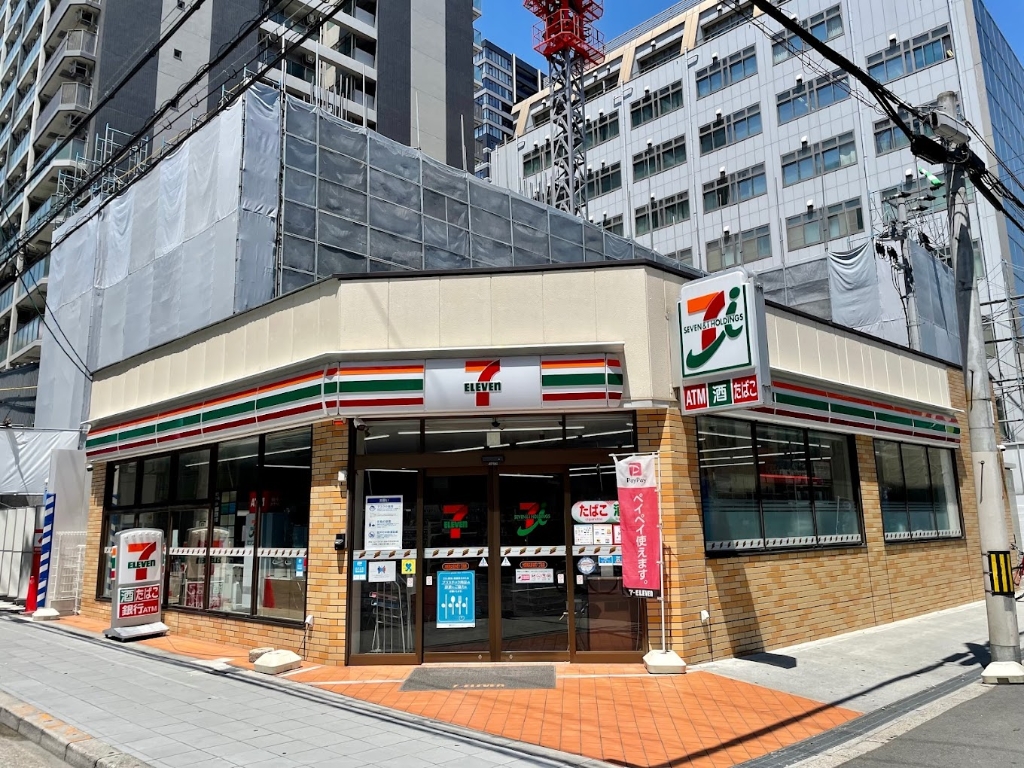コンビニ　セブンイレブン 大阪南久宝寺町1丁目店（コンビニ）まで562m