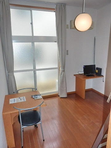 居室・リビング　居間です