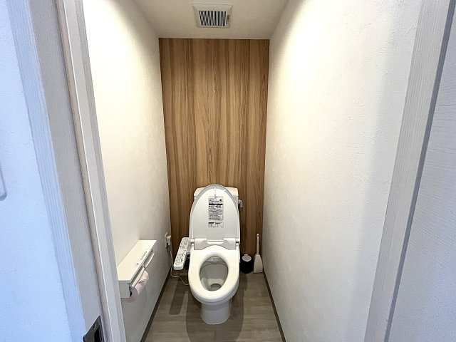 トイレ　別号室です。現状優先。