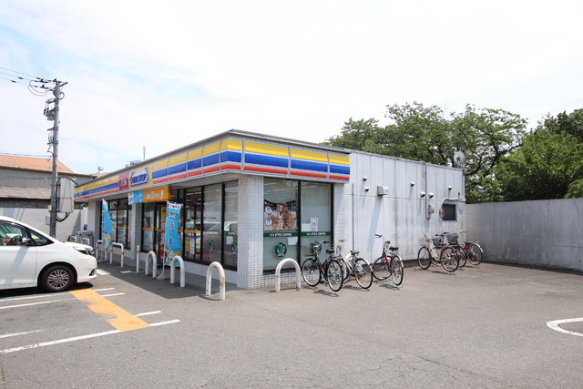 コンビニ　ミニストップ　高崎上並榎店（コンビニ）まで330m