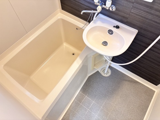 バス・シャワールーム　バス