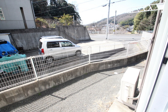 庭　※別部屋の写真です