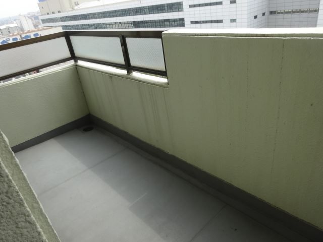 バルコニー　給湯ボタン