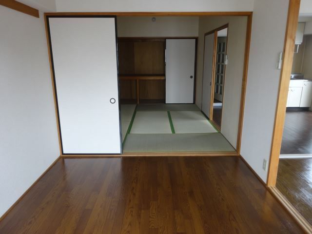 居室・リビング　家具はどう置こうかな。