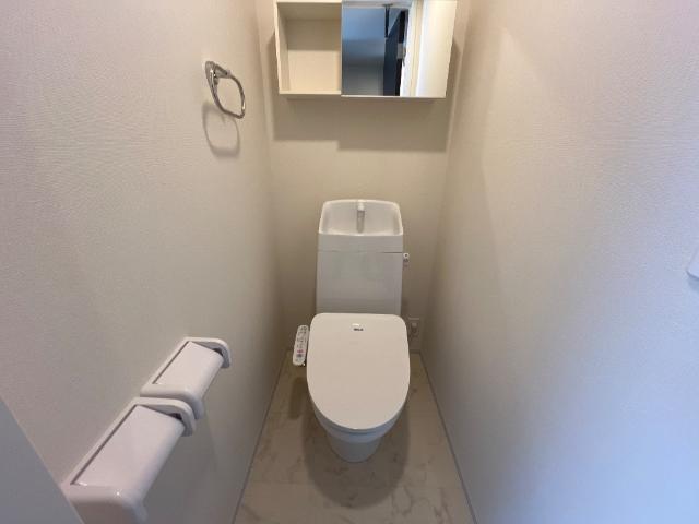トイレ　シャワー付トイレ