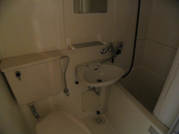 バス・シャワールーム　類似タイプ参考写真掲載。