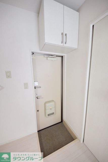 玄関　お問合せはタウンハウジングまで！※現地待合わせ相談可能