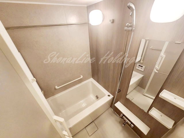 バス・シャワールーム　浴室乾燥もあり女性の方も安心♪