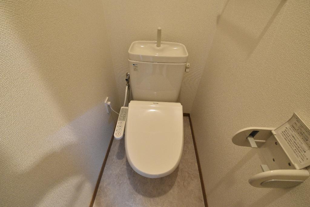 トイレ　シャワー付トイレ