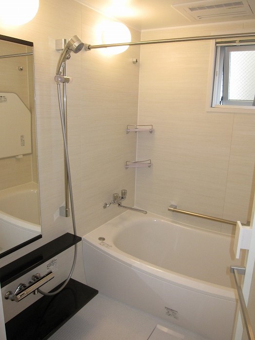 バス・シャワールーム　浴室