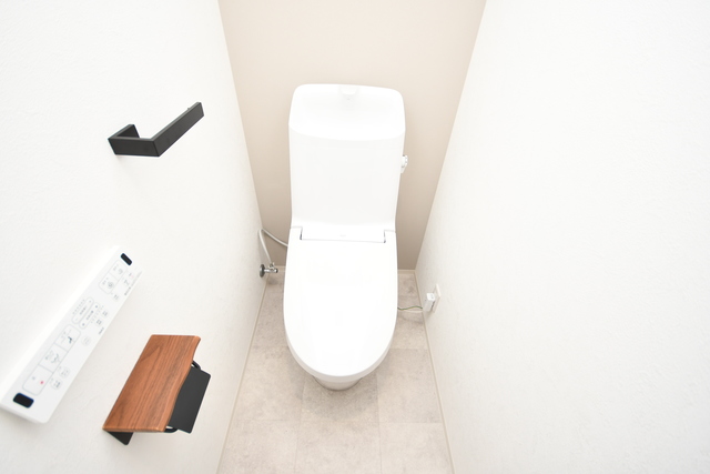 トイレ　トイレ