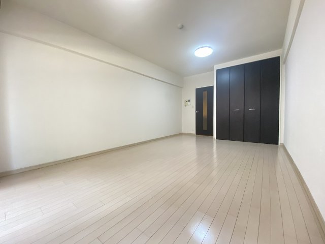 その他部屋・スペース　落ち着いて過ごせるお部屋なので、寝室にいかがでしょうか