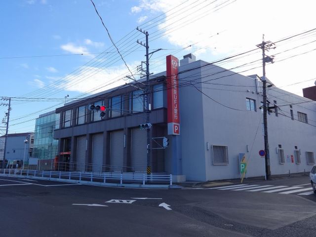 銀行　三菱東京ＵＦＪ銀行（銀行）まで310m