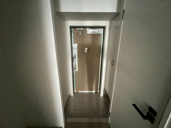 玄関　※３階の写真使用