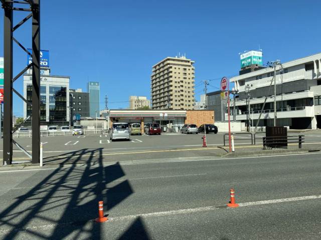 コンビニ　セブン－イレブン秋田山王大通り店（コンビニ）まで1112m