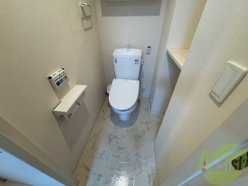 トイレ　こちらはトイレです。清潔感があり、安心して使用できます。