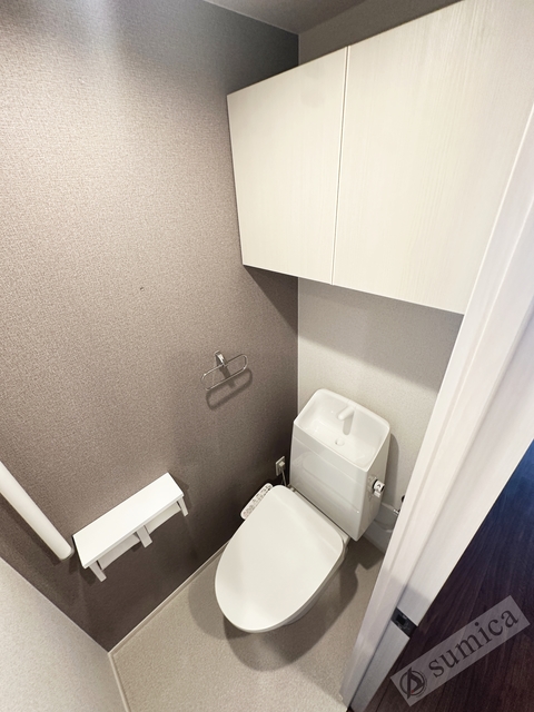 トイレ　温水洗浄暖房便座