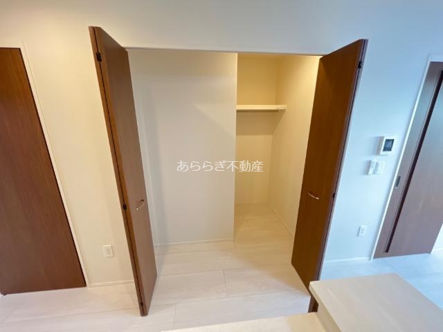 バルコニー　収納