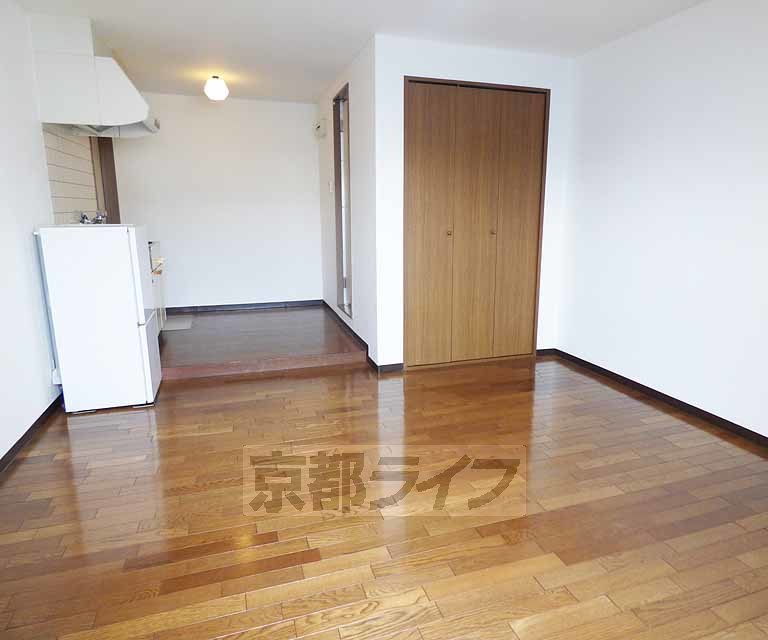 居室・リビング　広いお部屋です。