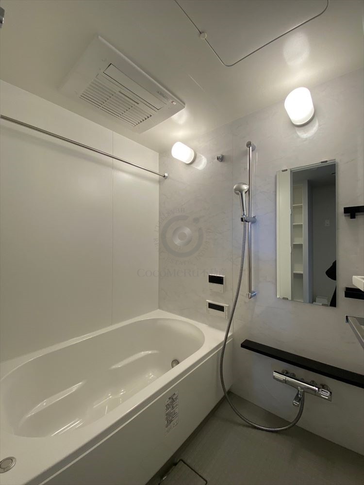 バス・シャワールーム