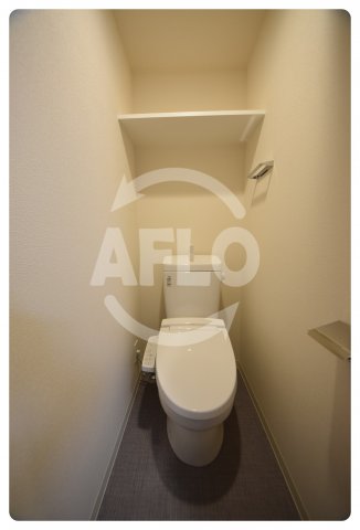 トイレ　プレサンス谷町九丁目駅前　トイレ