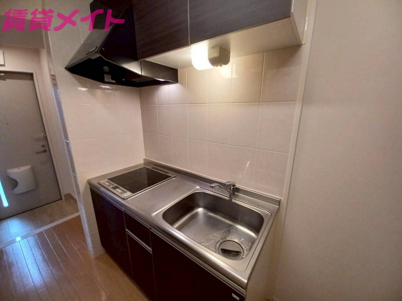 キッチン　同じ物件、別部屋の写真です