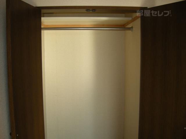 収納　収納スペースもたっぷり確保。