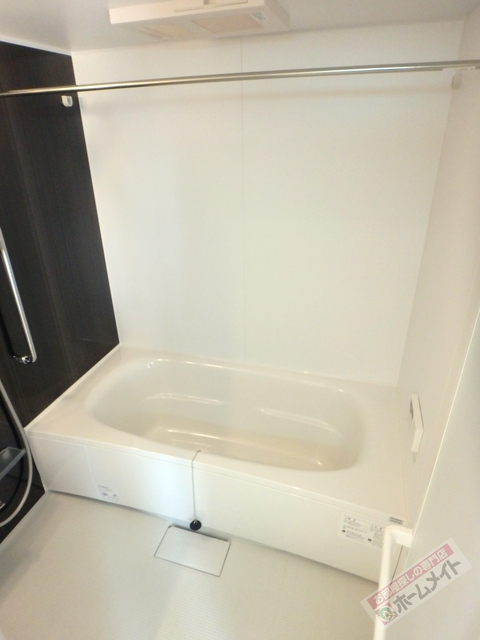 バス・シャワールーム　追い焚き付で寒い日も温まります♪