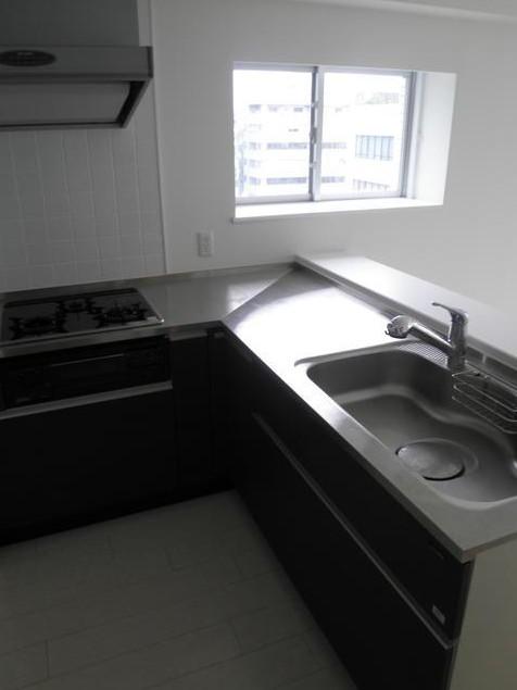 キッチン　☆使いやすいシステムキッチン☆