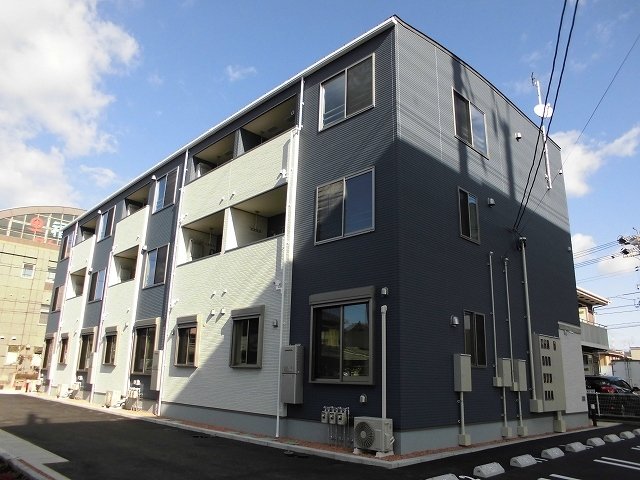 建物外観　落ち着いた雰囲気の外観です