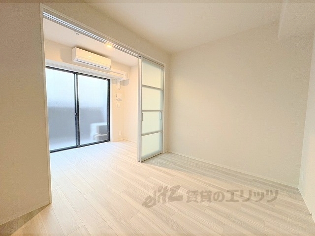 居室・リビング　洋室