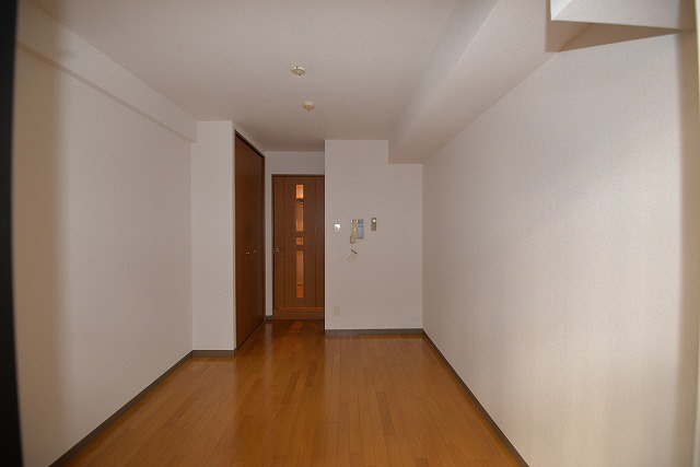 居室・リビング　写真は同マンションの別のお部屋のものです