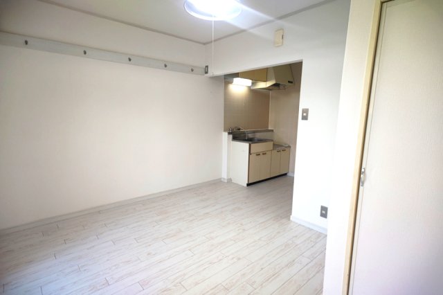 居室・リビング　おしゃれな色調のリビングです