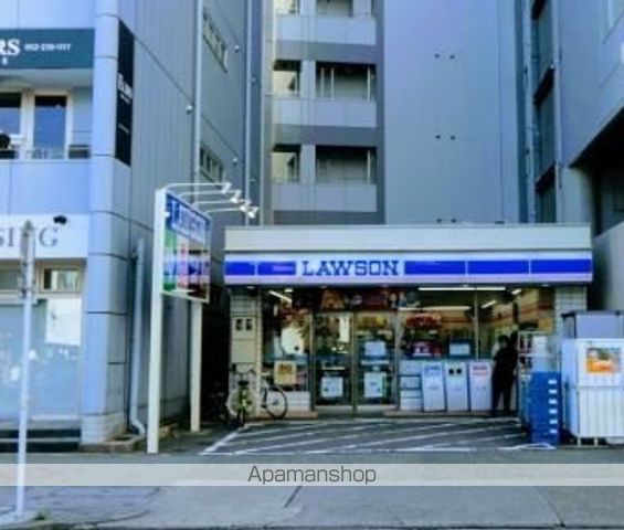 コンビニ　ローソン（コンビニ）まで118m