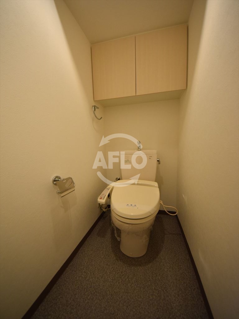 トイレ　アルグラッドザタワー心斎橋　トイレ