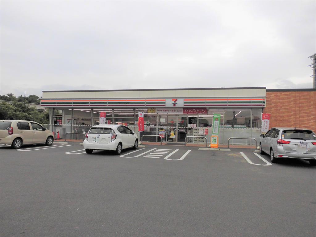 コンビニ　セブンイレブン伊賀友生インター南店（コンビニ）まで202m